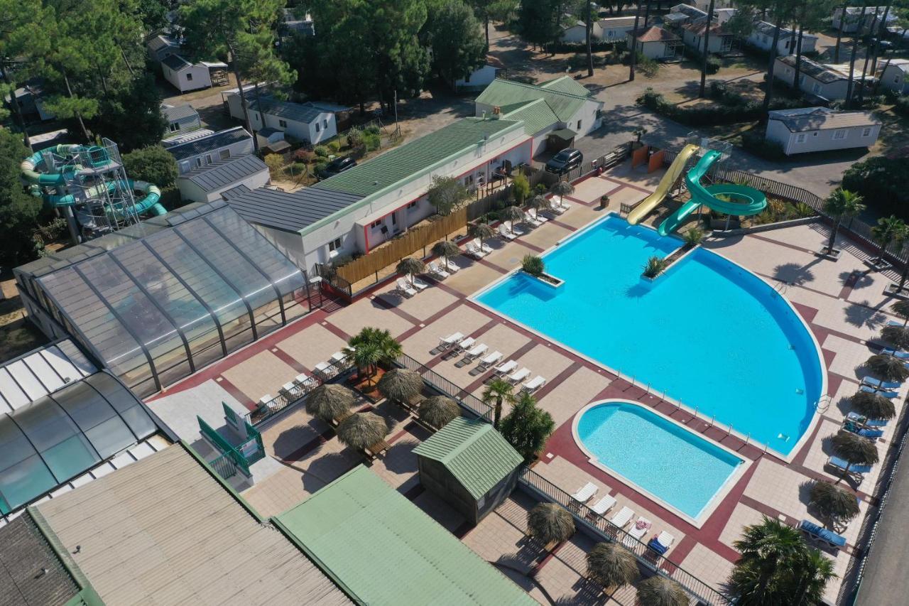 Camping Le California Hotel Сен-Жан-де-Мон Екстериор снимка